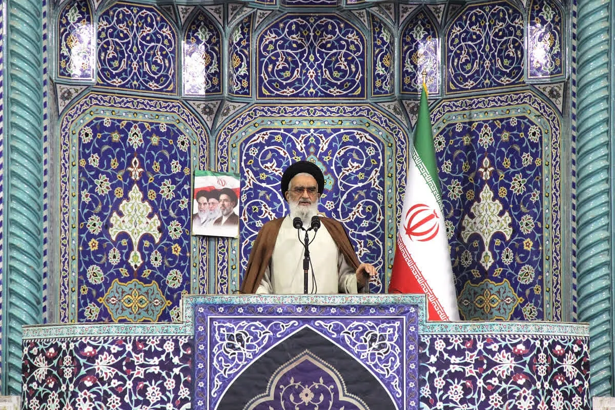 مردم طی ۲۰۰ شب حضور در میدان، اقتدار ایران را نشان دادند مردم طی ۲۰۰ شب حضور در میدان، اقتدار ایران را نشان دادند